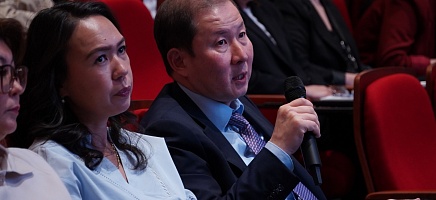 Архив Президента обучил архивному делу 95 специалистов Нацбанка фото галереи 4